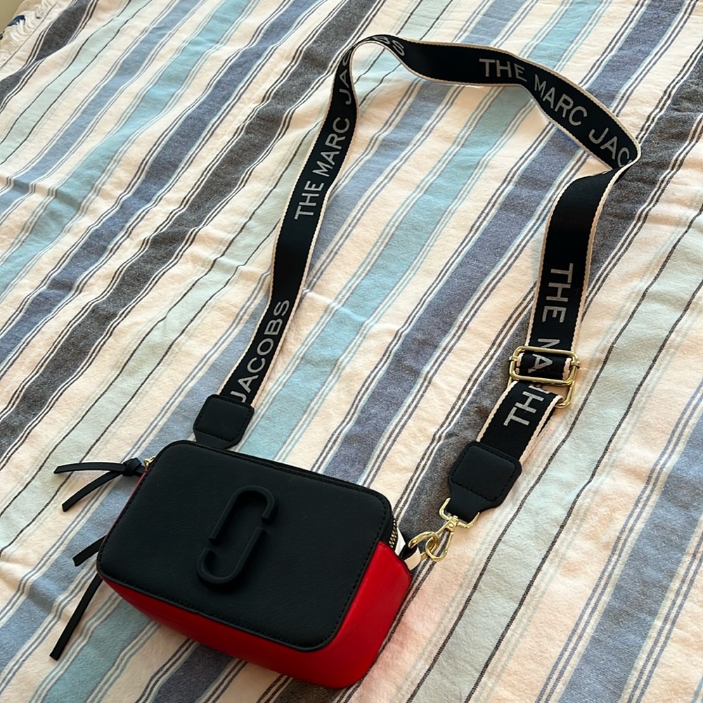 Marc Jacobs Camera Bag black red white READ DESCRIPTION